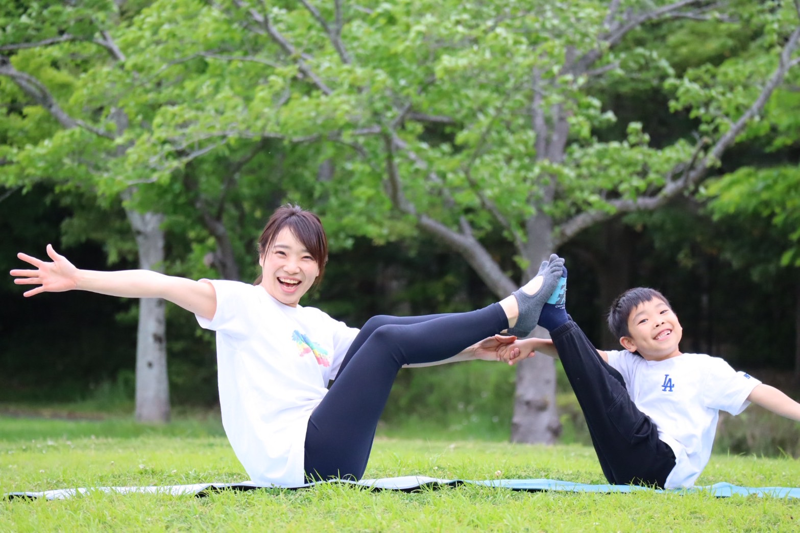 親子ペアヨガ 夫婦、カップル、友達ペアヨガ 子連れヨガ